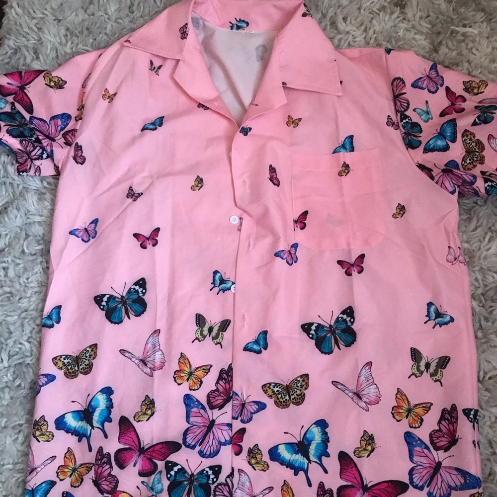 butterfly button up 🦋